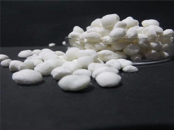 使用环保型融雪剂的科学方法是什么